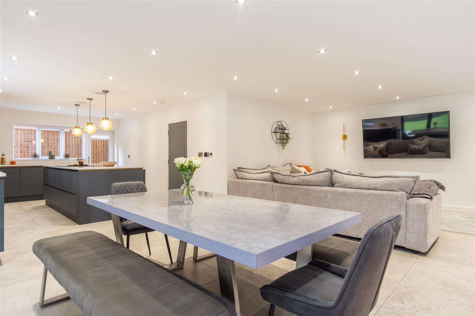 Broadfield drive, Leyland